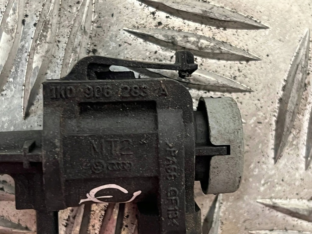 фото №5, Audi q5 sq5 2011 клапан вакууму / електроклапан турбіни