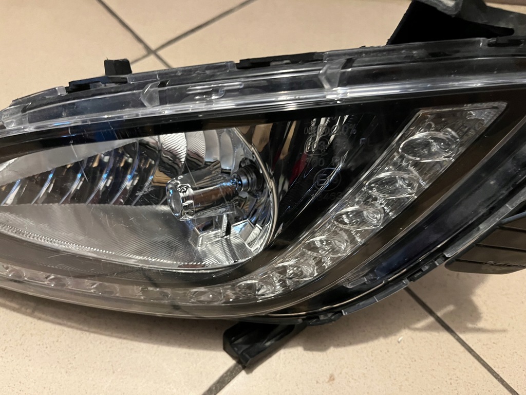 фото №5, Hyundai i20 i-20 lift лампа противотуманная фара левый