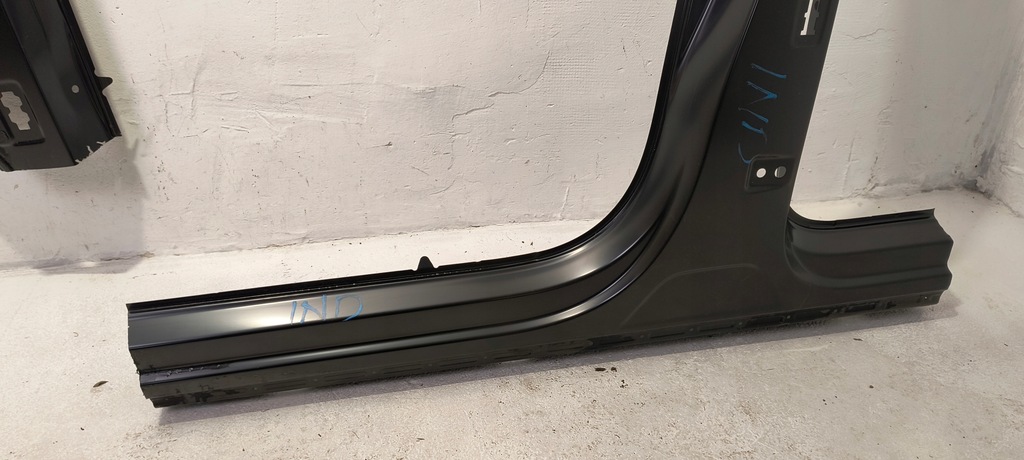 фото №9, Порог блок двигателя левый обшивка volkswagen tiguan ii 2 5na