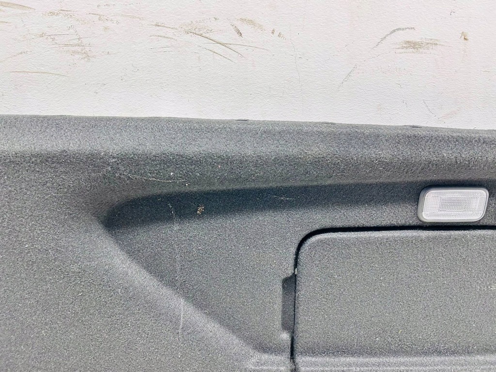 фото №5, Corolla e21 kombi 2.0h обшивка оббивка багажника права правий