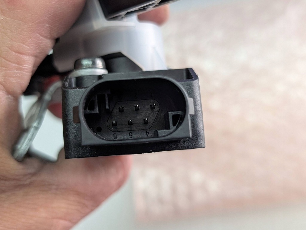 фото №6, Volvo xc40 датчик вирівнювання світла led правий перед оригінальний номер 32246111