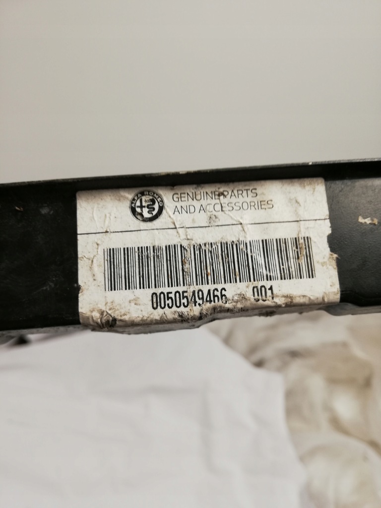 фото №1, Giulia кронштейн кронштейн крыла левая правое