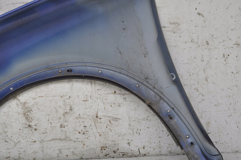 фото №8, Volvo c30 крила правий перед передній