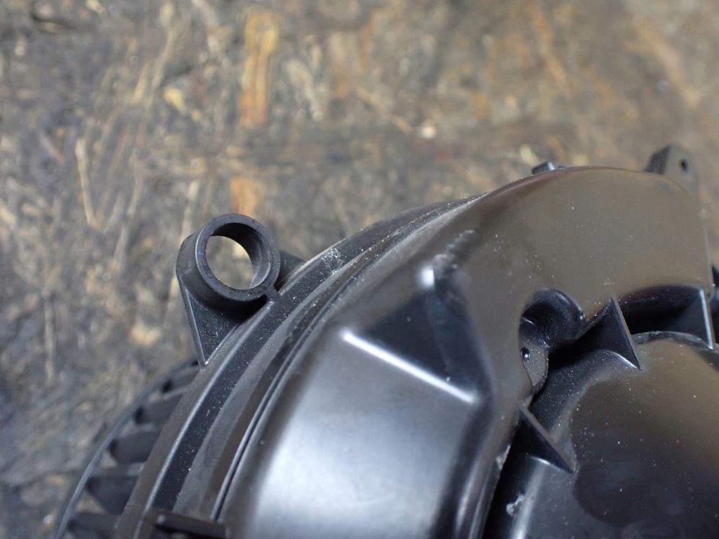 фото №7, Воздуходувка вентилятор обдув mercedes gls ii x166 3.0 17r t1015113g 9452