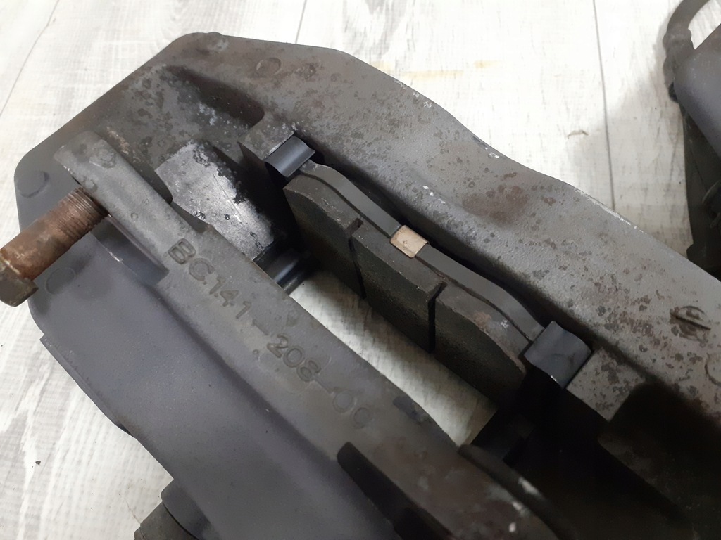 фото №8, Genesis coupe lift 3.8 2013-16 суппорты тормозные диски тормоза перед 350mm