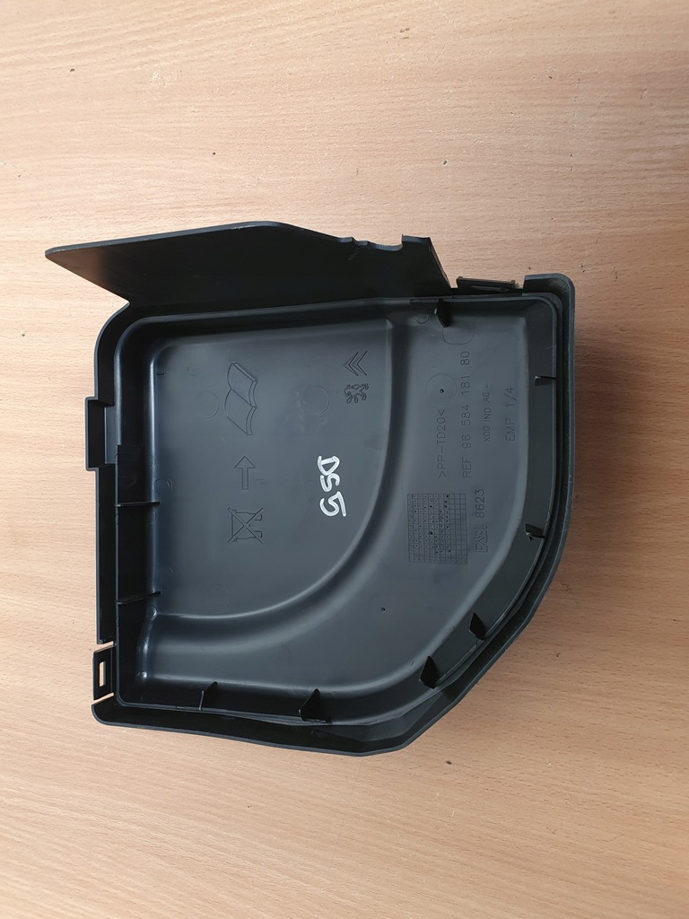 фото №10, Коробка запобіжників корпус свічка citroen ds5