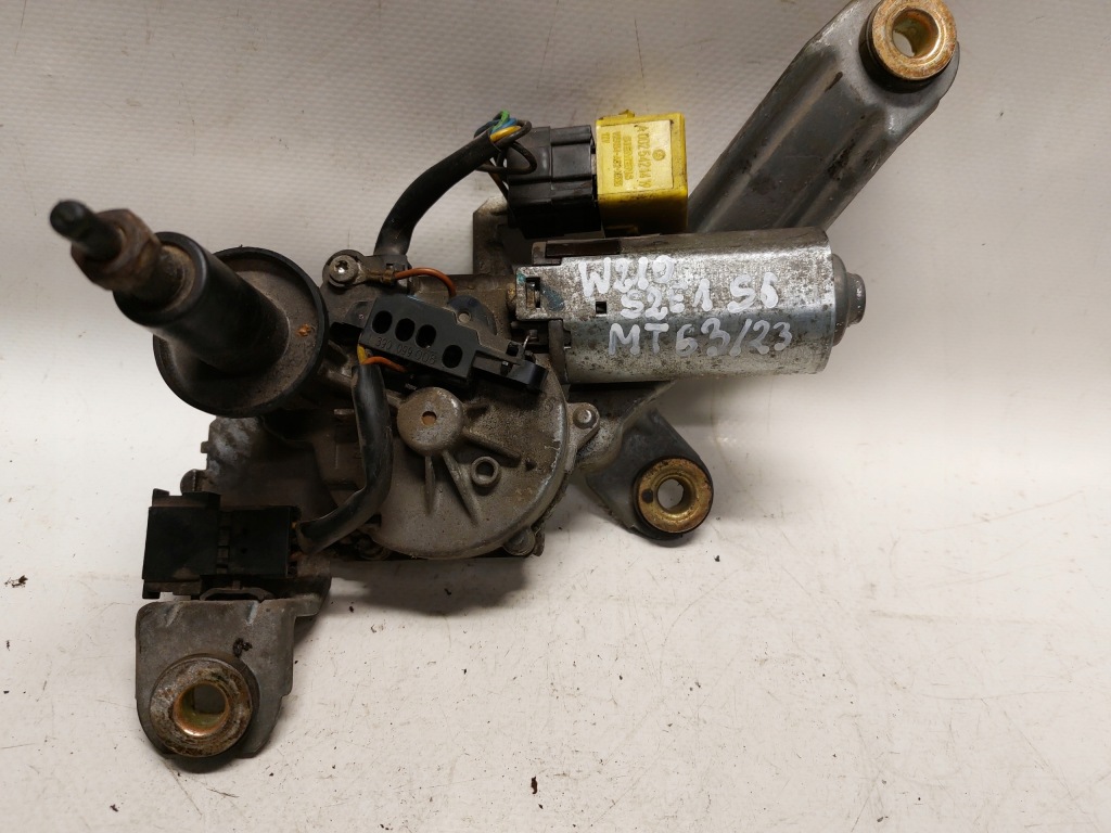 Купить Механизм дворники задний  mercedes w210