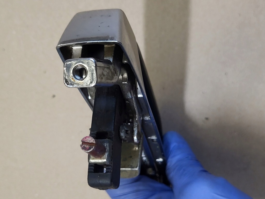 Ручка зовнішня лівий задній mercedes w123 sedan оригінальний номер 1237600359 Оригінал