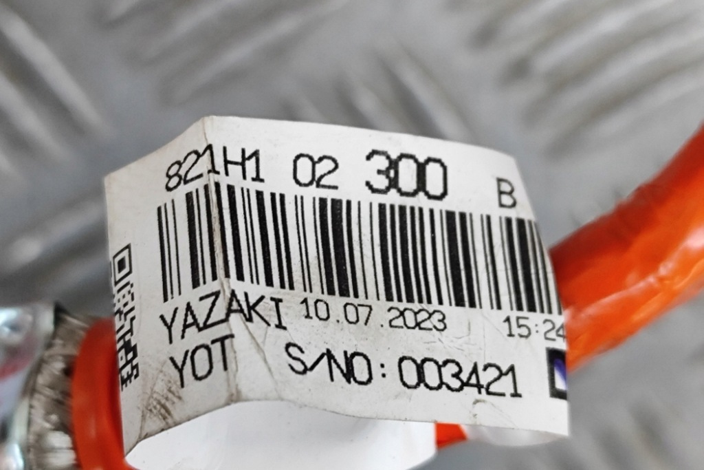 фото №8, Toyota corolla e210 жгут трубопровод аккумулятор 821h1-02300 1.8 hybrid 72k