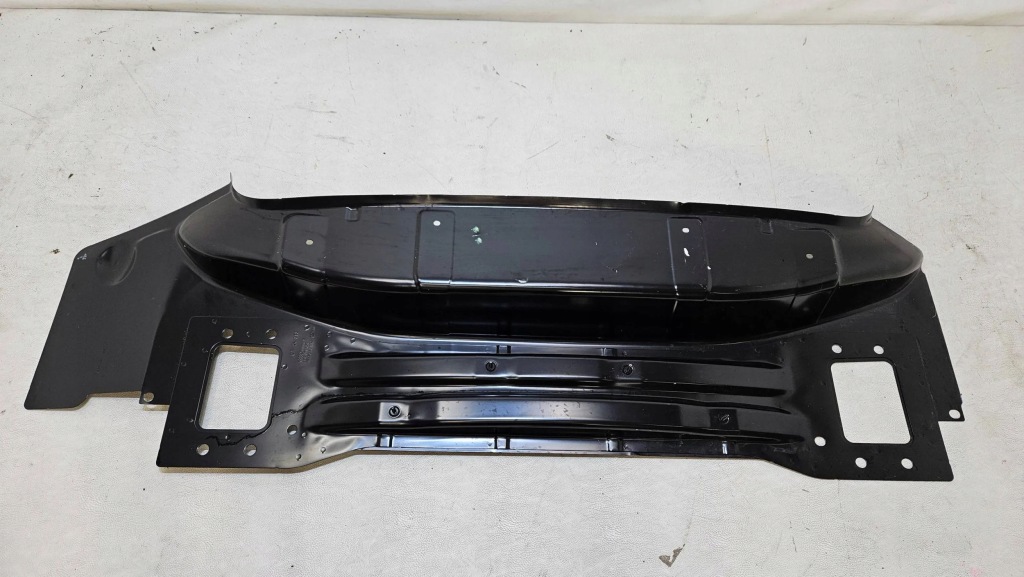 Купити Ремінь задній задній audi e-tron 4ke813303a