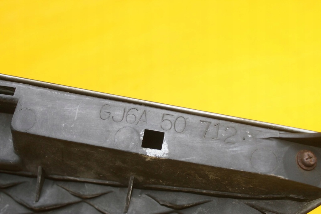 фото №12, Решётка радиатора решётка радиатора бампера mazda 6 i gg gj6a50712