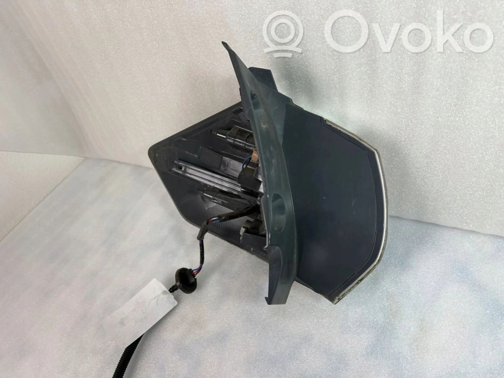 фото №7, Nissan x-trail t32 2016 правая сторона лампа задняя