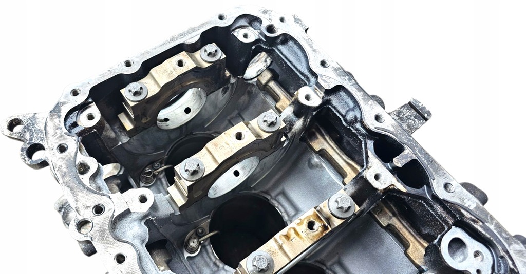 фото №12, Bmw f20 f21 f10 f30 f31 f32 f36 f48 dół блок двигателя 2.0d b47d20a 8513982