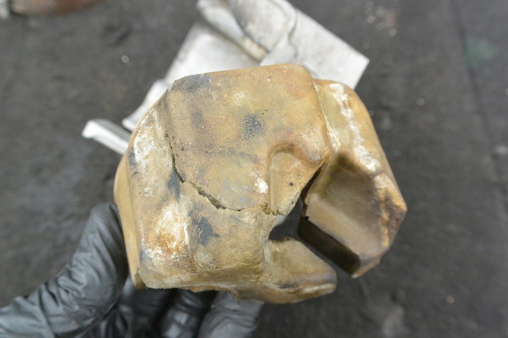 фото №6, Корпус шумоізоляція насоса пального 3.0b maserati quattroporte ghibli levante