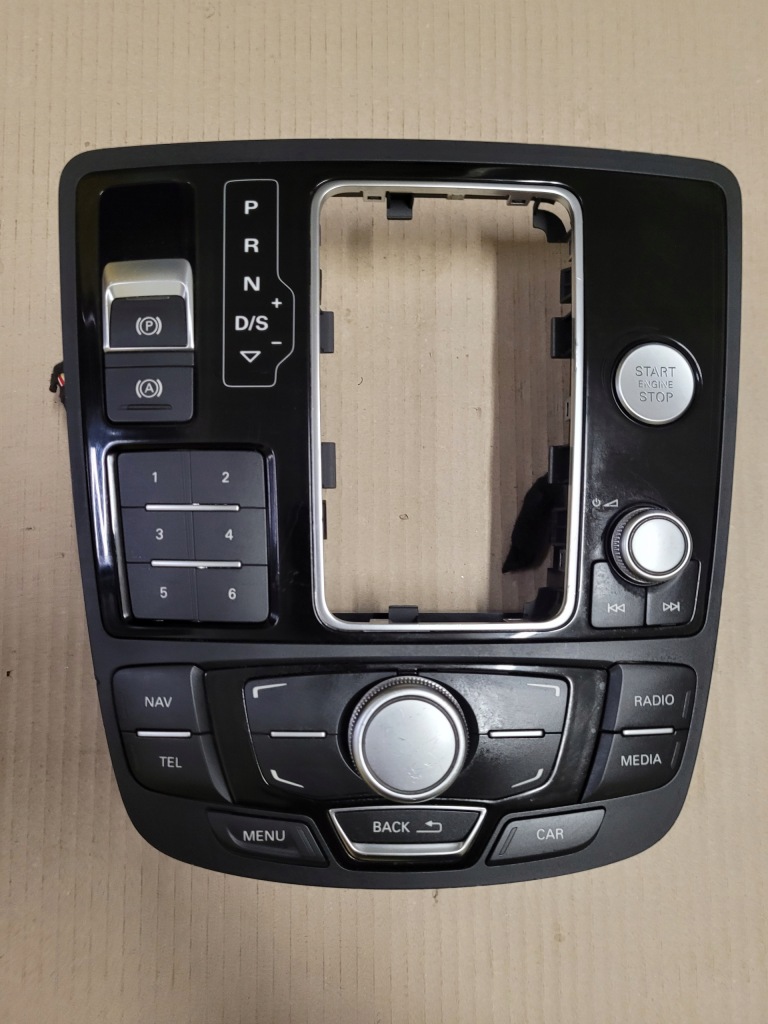 фото №1, A6 4g панель управление