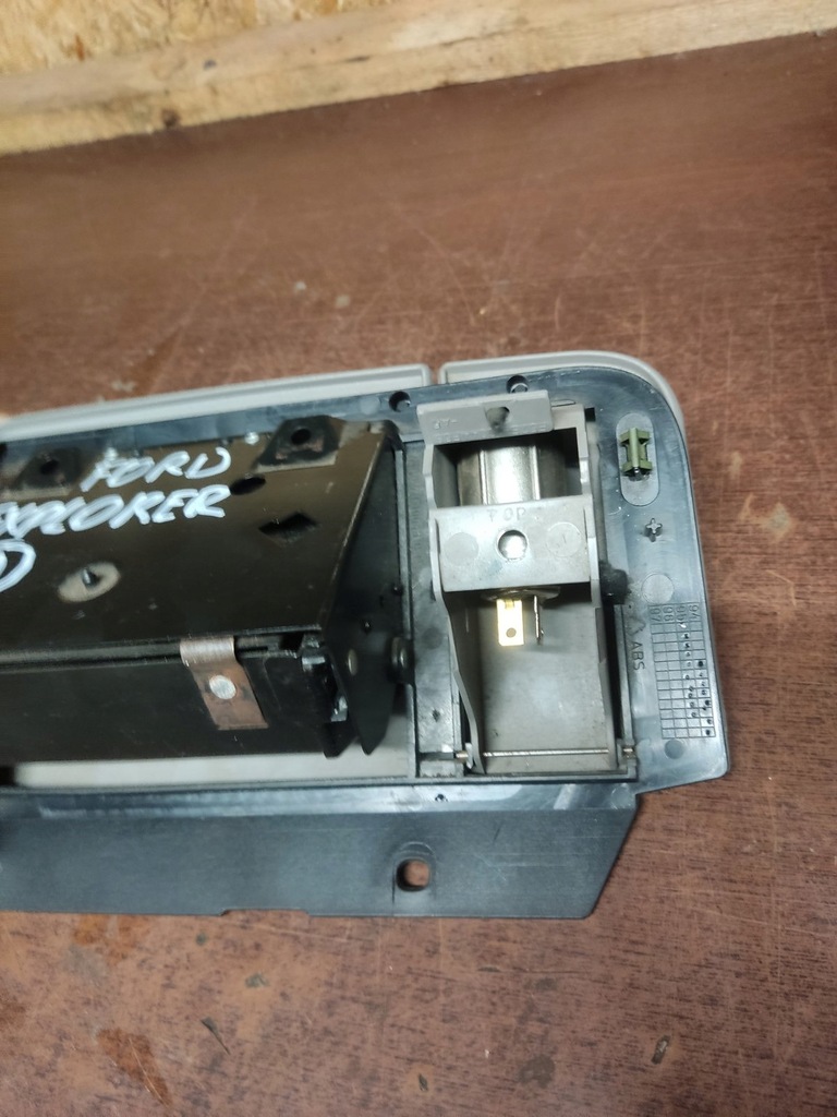 фото №4, Ford explorer ii попільничка f57b-1004810-al