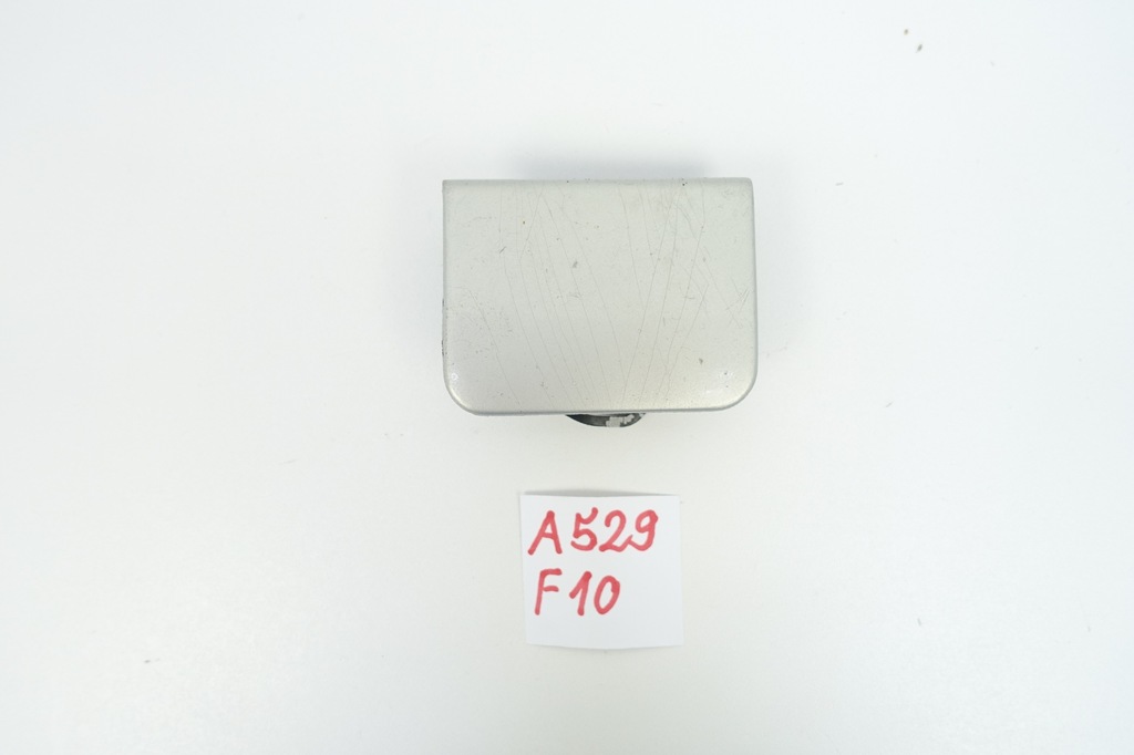 фото №1, Заглушка фаркоп бампера задняя vw polo ii 867807441