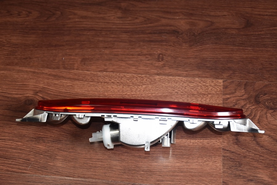 фото №15, Лампа бампера противотуманная задняя peugeot 208 i eu