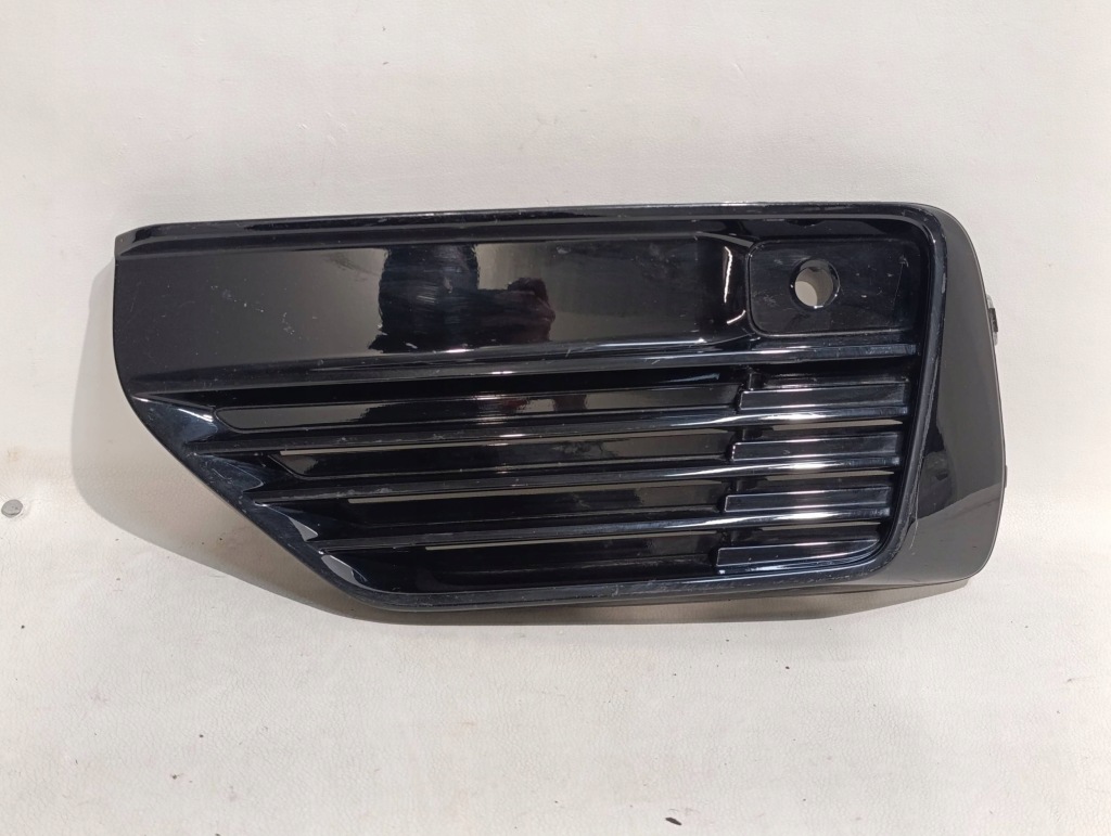 Купить Решётка левая бампера перед volvo xc90 2 рестайлинг  r design 32345460