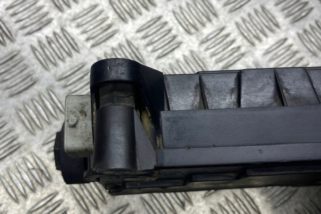 фото №10, Модуль тормоза ручного renault grand scénic ii jm0/1_ 8200450860a 2.0l