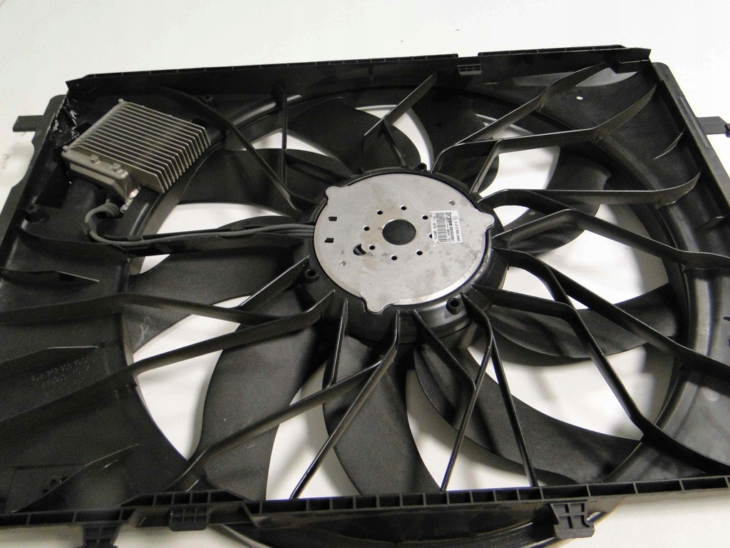 фото №10, Mercedes sls amg c197 r197 197 вентилятор 850w