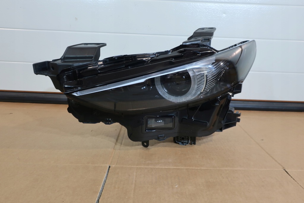 фото №1, Ліва лампа mazda 3 full led 2019-