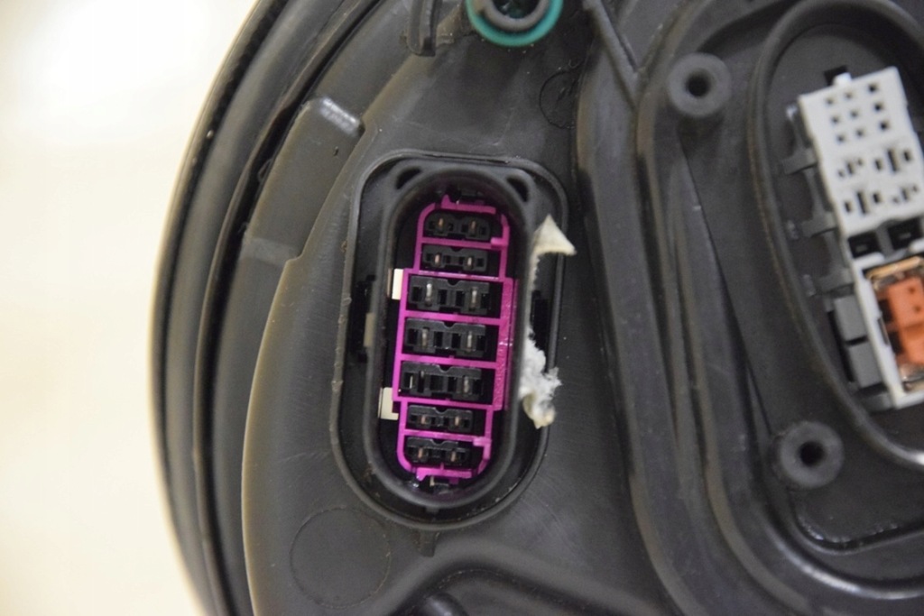 фото №10, Porsche panamera i 970 gts turbo 09-12r. przed liftem передняя лампа перед