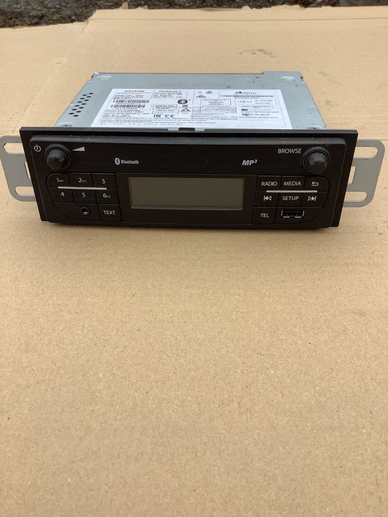 фото №1, Renault trafic iii opel vivaro b радио заводской 281157689r 14 -23r