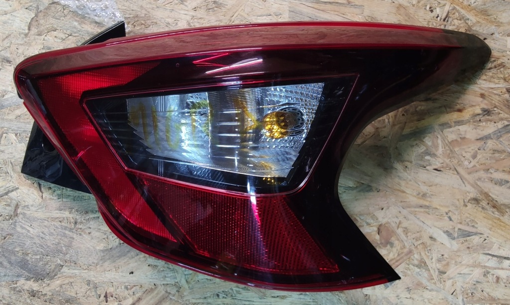 фото №1, Лампа права задня задня nissan micra k14