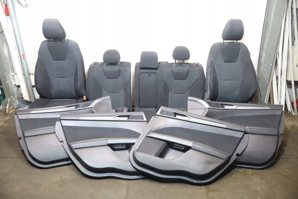 фото №1, Сиденья заднее сиденье обшивки комплект ford mondeo v mk5