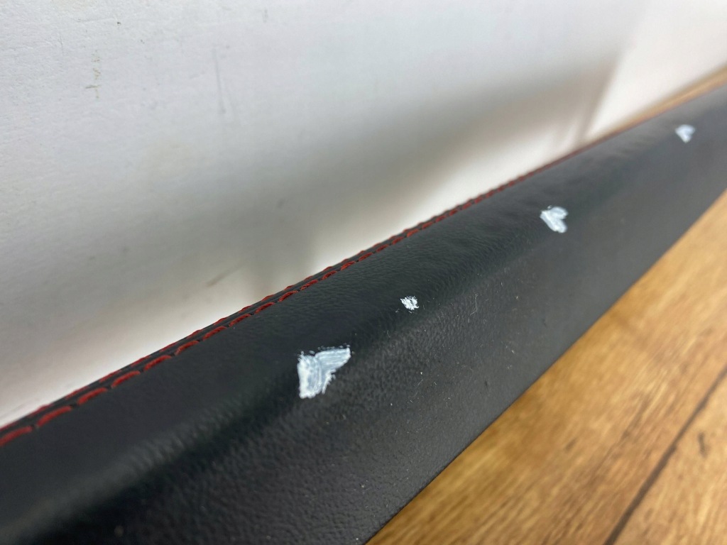 Молдинг декоративная декоративная  панели ford mustang vii s650 mk7 2024+ Недорого