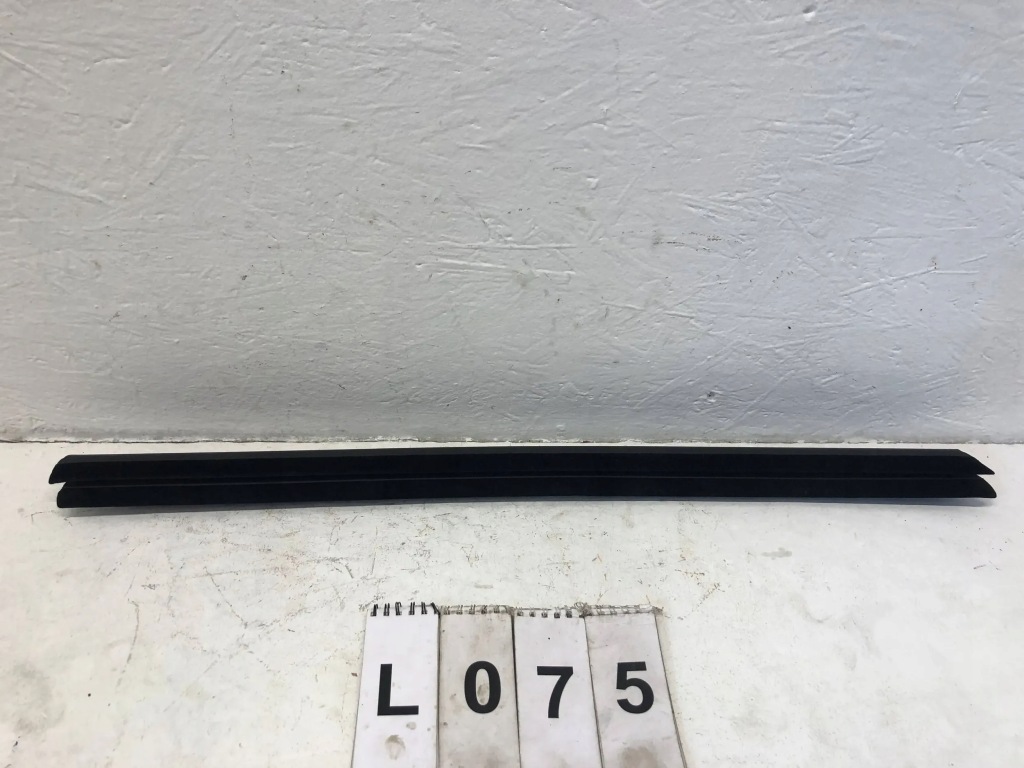 фото №1, Bmw 3 g20 g21 прокладка ущільнювач внутрішня двері правий перед