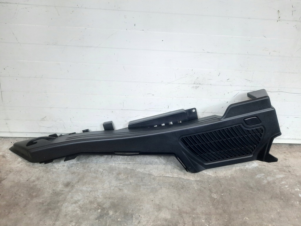 фото №1, Кронштейн шторка багажник правое bmw x5 e70