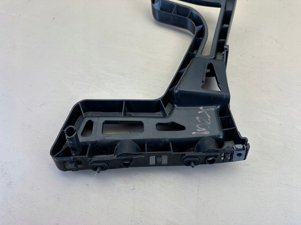 фото №11, Peugeot 5008 i 1 направляющая кронштейн бампера правый задняя правое задние 9686247680