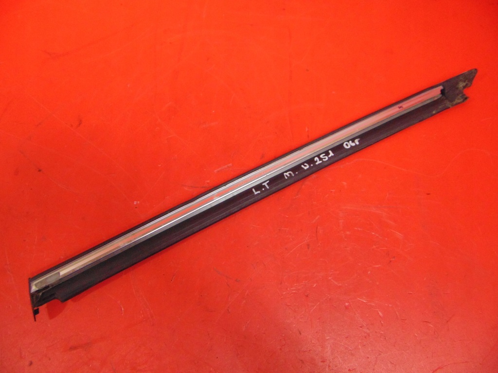 фото №4, Mercedes r-klasa 251 w251 короткий молдинг кузовная левая задняя задняя