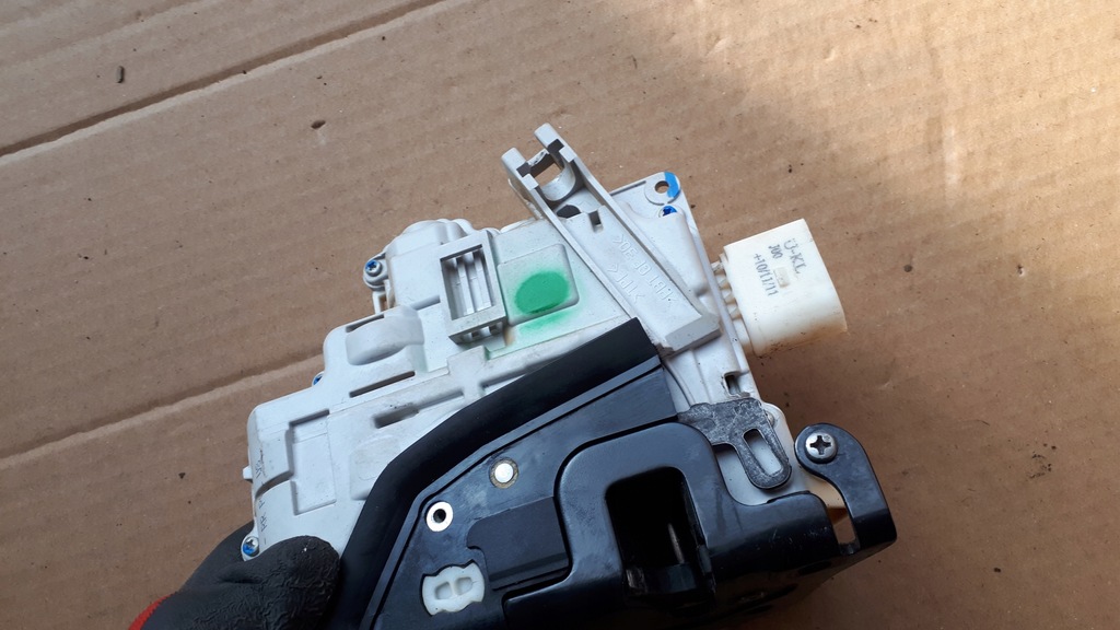 фото №6, A6 c7 4g замок двері лівий задня 9 pin 4g0839015a a7