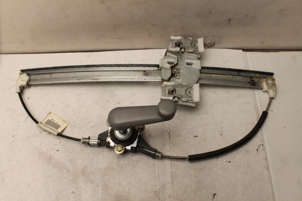 фото №4, Механизм стекло правый перед mazda 2 5d 2002-2007