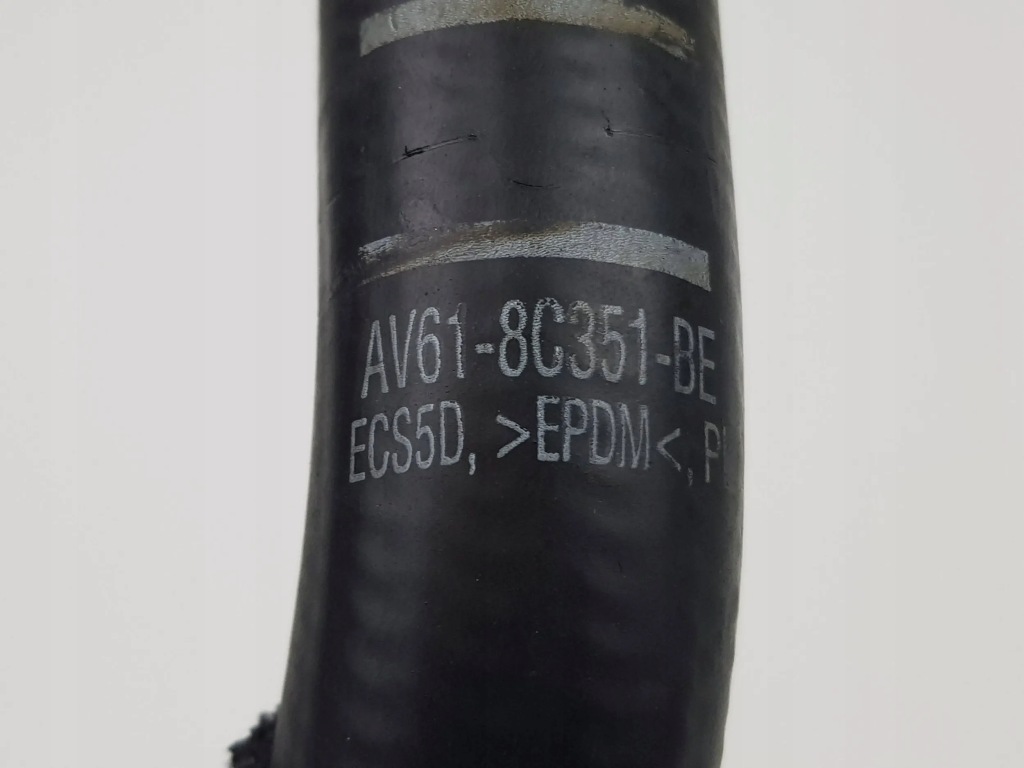 Купити Шланг патрубок труба радіатора води ford c-max mk2 2.0 tdci av61-8c351-be