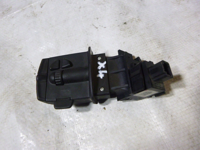 фото №2, Рычаг радио 255520014r renault megane iii