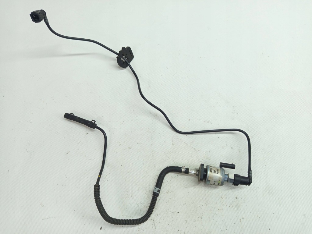 фото №1, Webasto помпа нагреватель топлива audi q8 cayenne 9y 4m0261163e