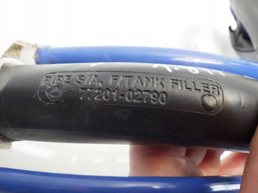 фото №3, Swace toyota corolla e21 труба заливной топлива