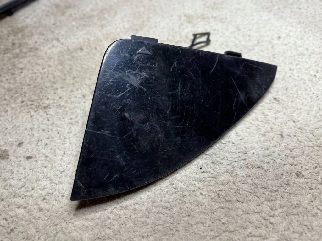 фото №1, Bmw x2 f39 заглушка фаркоп бампера передний 8072693