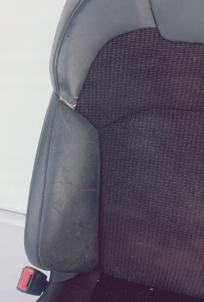 Сиденье левое  перед черная полукожа подогрев массаж citroen c5 3 x7 европа Киев