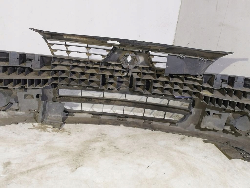 Купить Renault clio 2 2 campus бампер перед передний ov460