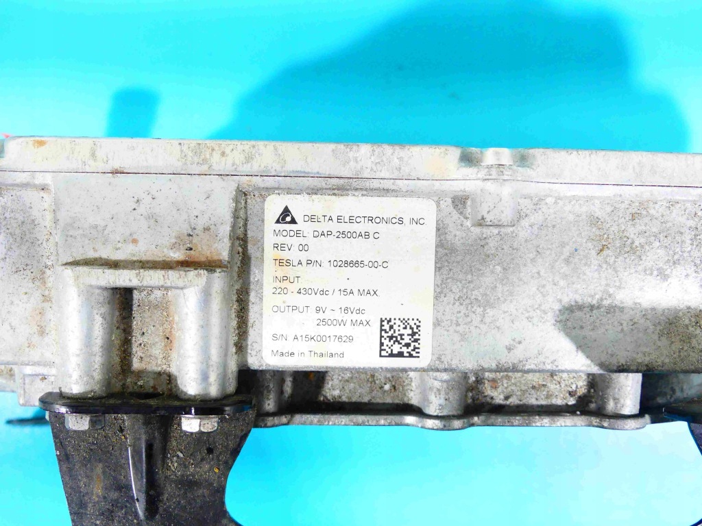 Перетворювач напруги tesla model s 12-16 85d Недорого