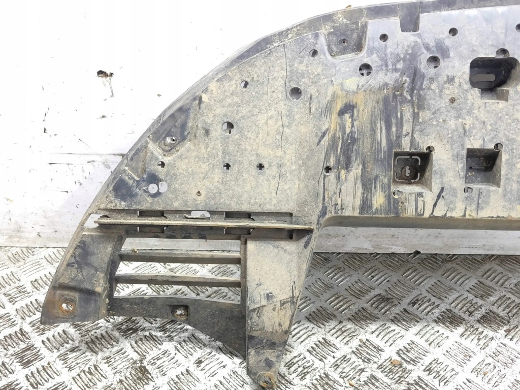 Peugeot 308 2017 накладка под бампер передний / абсорбер с Разборки