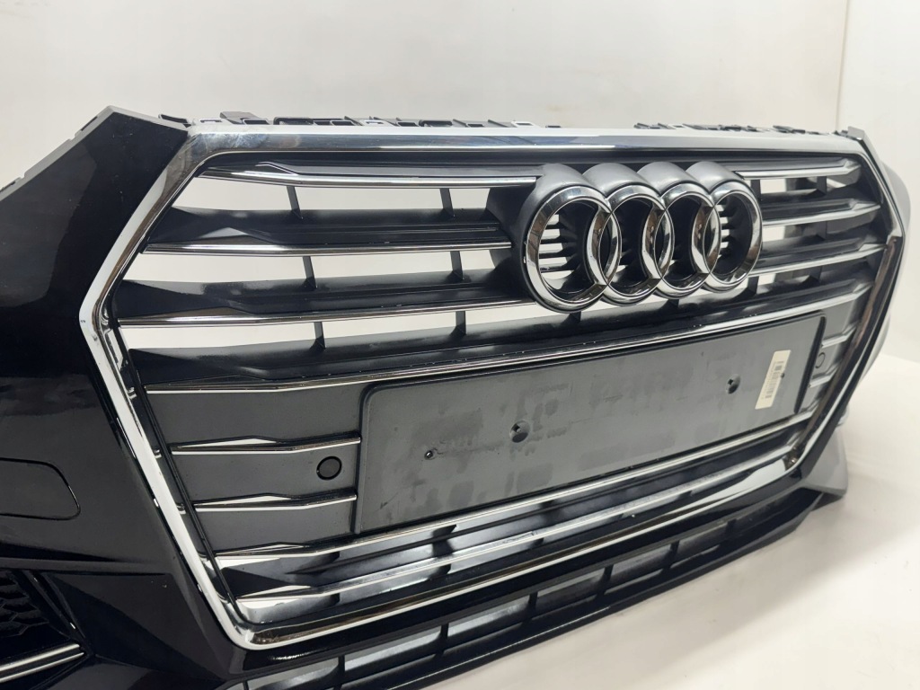 Audi a4 b9 s line бампер передній комплектний Зі Шроту