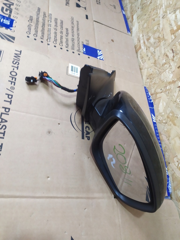 фото №1, Зеркало правое 12 peugeot 208 ii