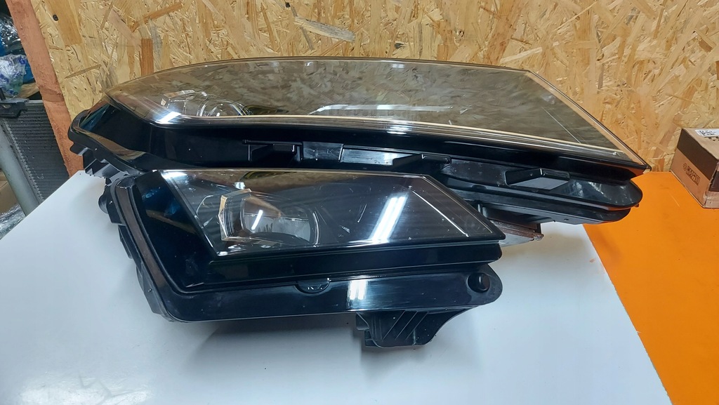 фото №3, Лампа права правий r перед передня skoda kodiaq led