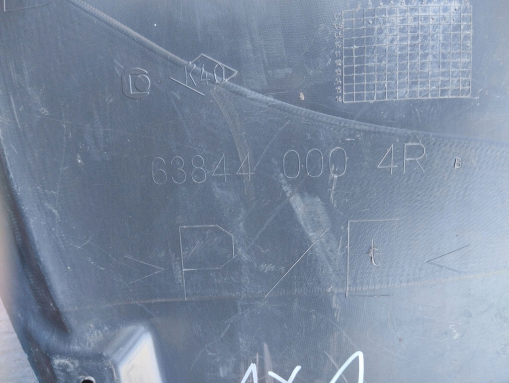 фото №3, Підкрилок перед праве renault megane iii